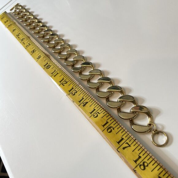 Gold Tone Chunky Large Curb Chain Link Necklace Toggle Clasp Boho Classic - Picture 8 of 8